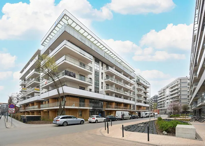 Appartement Mieszczanska Elegant With Balcony By Renters Prestige