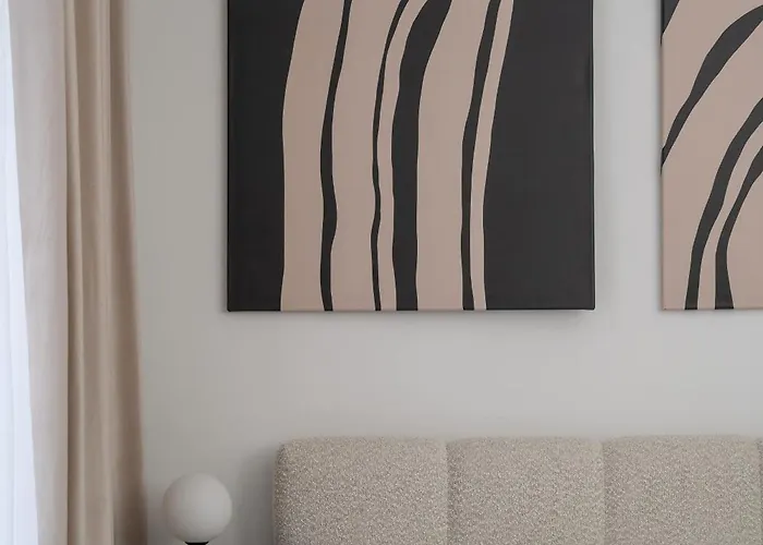 Mieszczanska Elegant With Balcony By Renters Prestige Wrocław