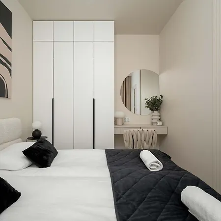 Mieszczanska Elegant With Balcony By Renters Prestige فروتسواف