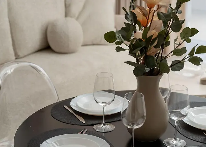 Apartament Mieszczańska Elegant With Balcony By Renters Prestige